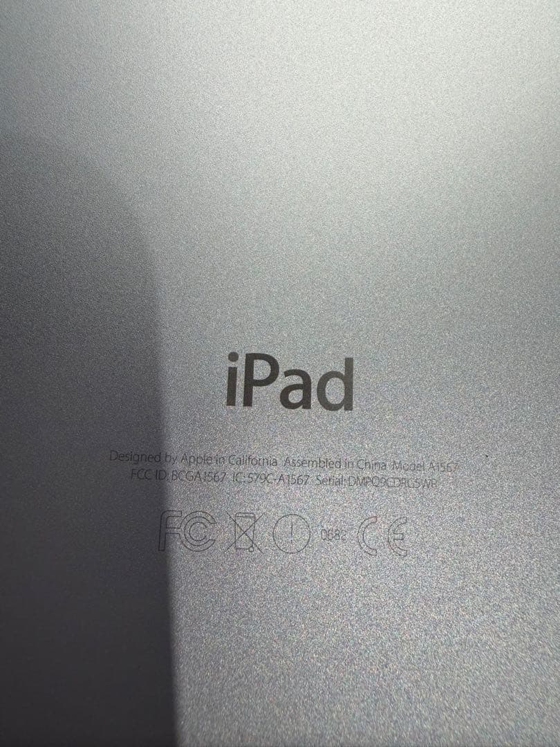 iPad Air 第2世代 A1567 シルバー 16GB