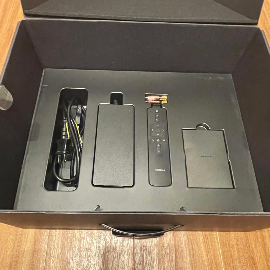 極美品Anker Nebula Cosmos Max 4K 三脚付 映画館セット