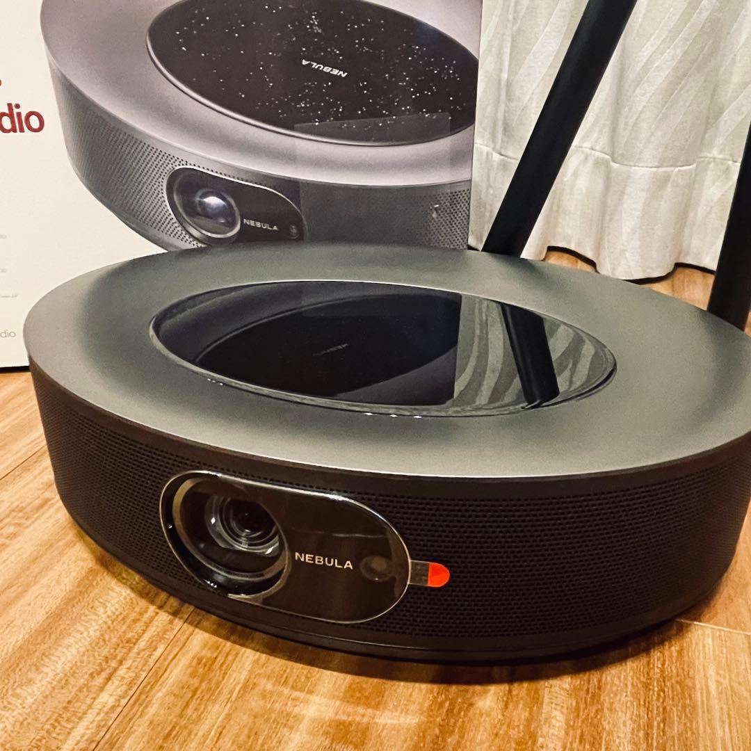 極美品Anker Nebula Cosmos Max 4K 三脚付 映画館セット