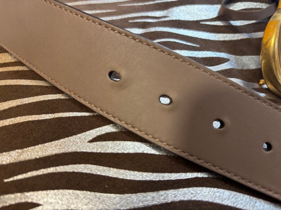 Gucci GGロゴバックル ブラウンレザーベルト