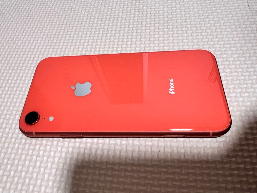 iPhone XR 128GB コーラル 本体 SIMロック解除