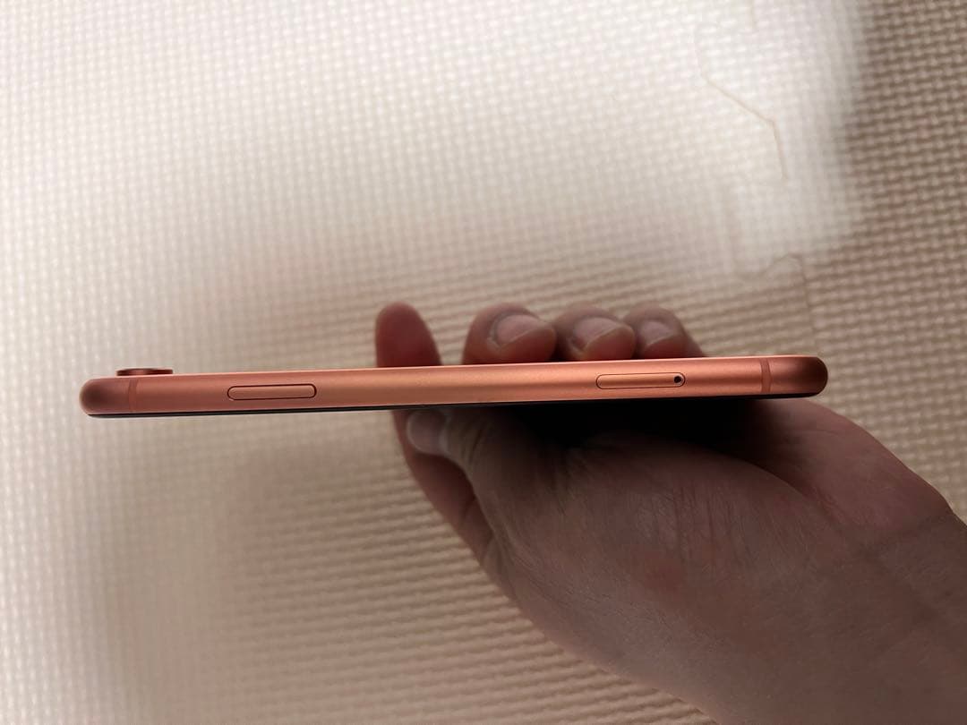 iPhone XR 128GB コーラル 本体 SIMロック解除