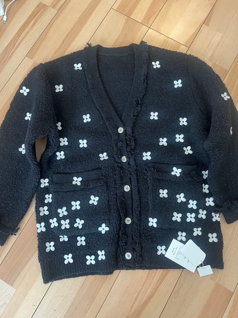 新品ジプソフィア gypsohila 花柄カーディガン　ブラック　ノベルティ付