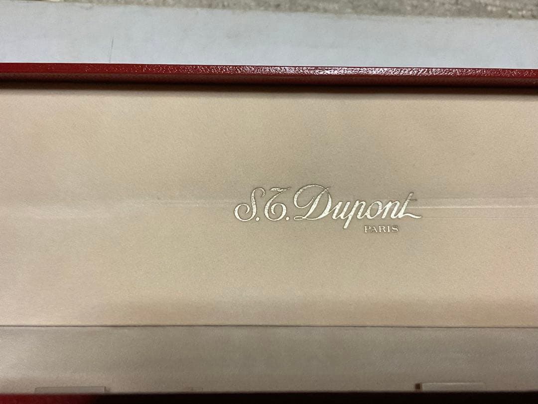 STデュポン／スターリングシルバー製高級ボールペン。【パーラメントの懸賞品】