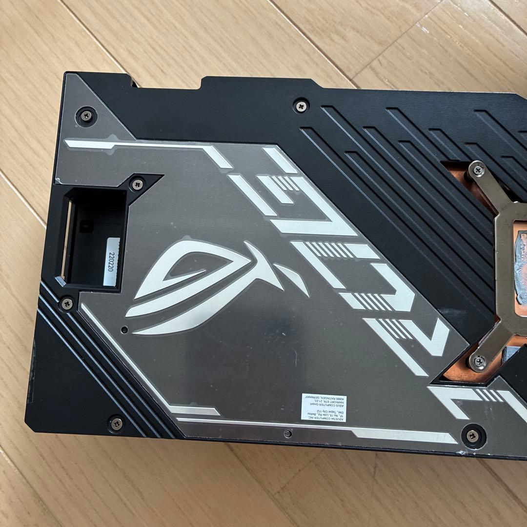 ASUS ROG RTX 4090 ヒートシンク　ファン　バックプレート　LED