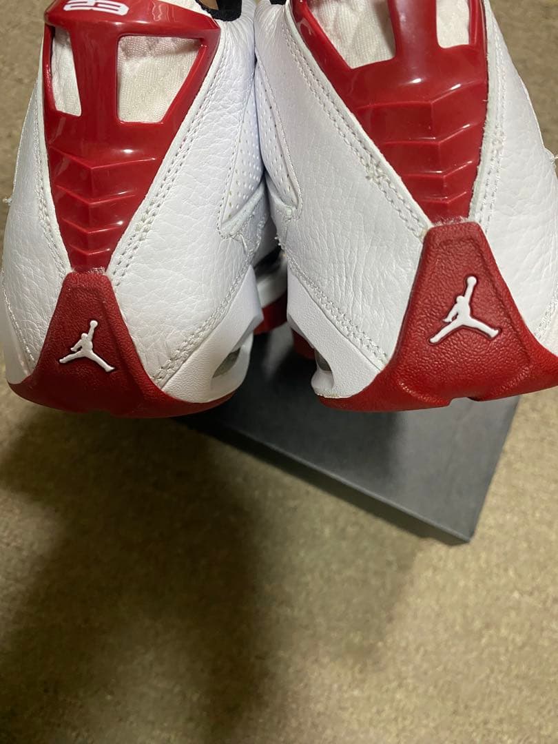 新品 未使用NIKE ナイキ　ジョーダン　JORDAN B’LOYAL