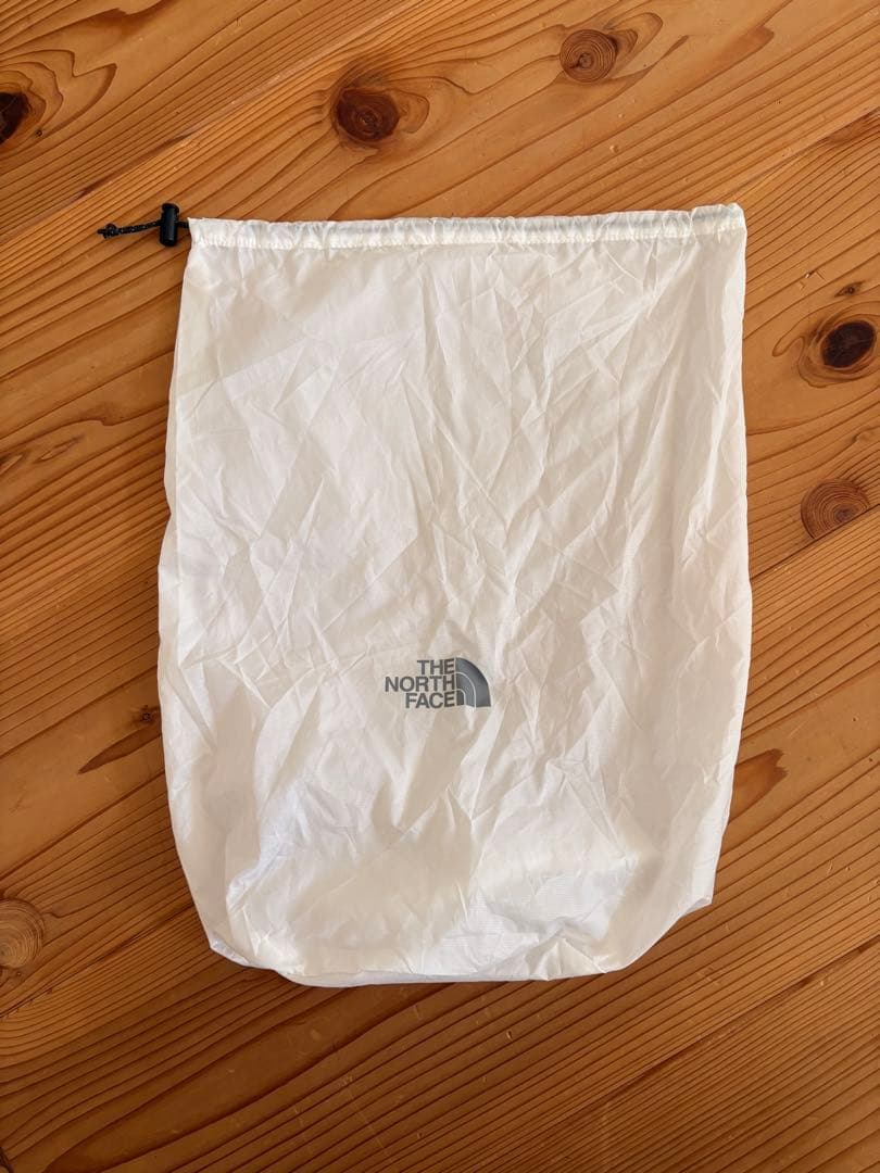 ザノースフェイス バルトロライトジャケット　　正規品 防寒 収納袋付