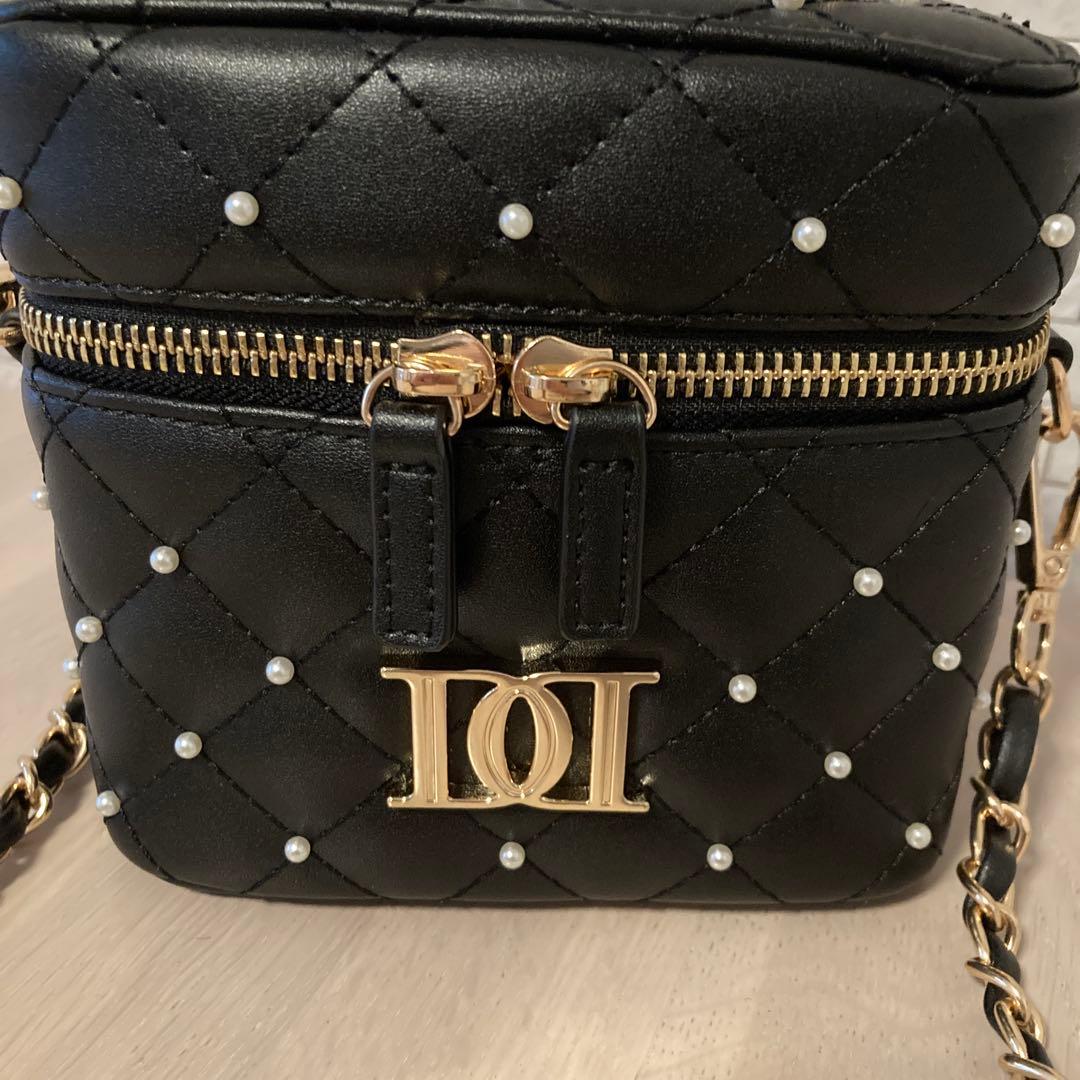 Darich ダーリッチ キルティングパールスクエアミニバッグ　新品　未使用