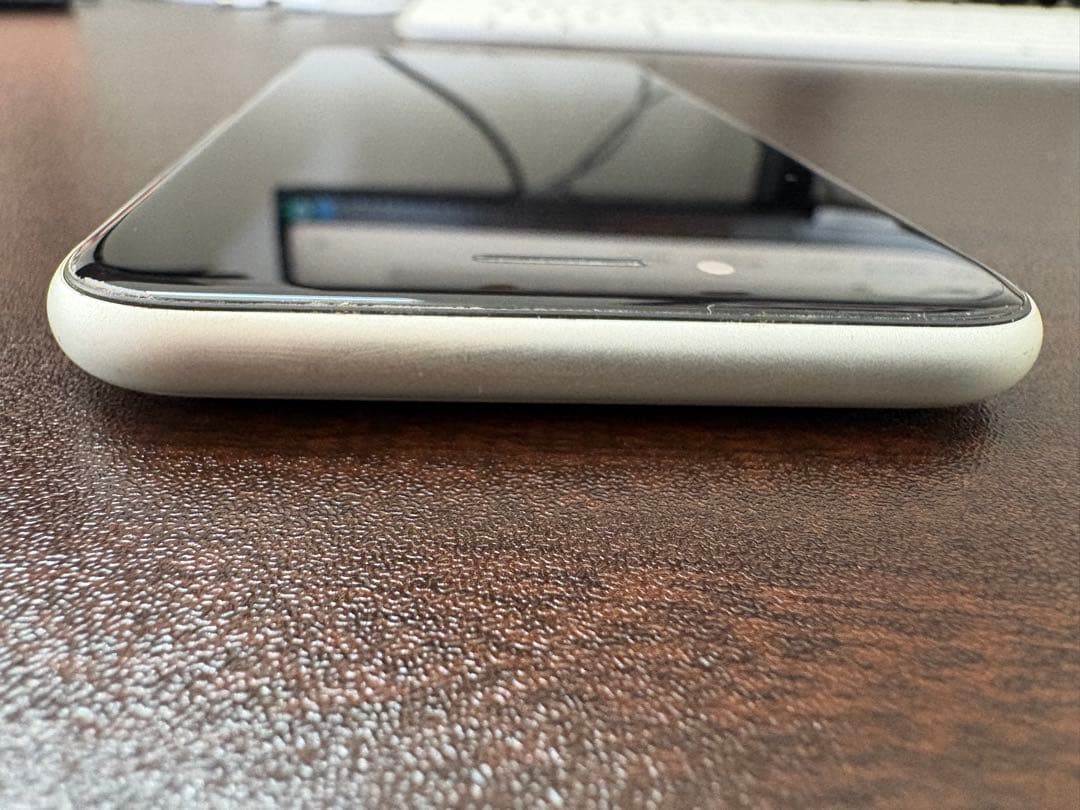 Apple iPhone SE2 ホワイト 128GB 本体