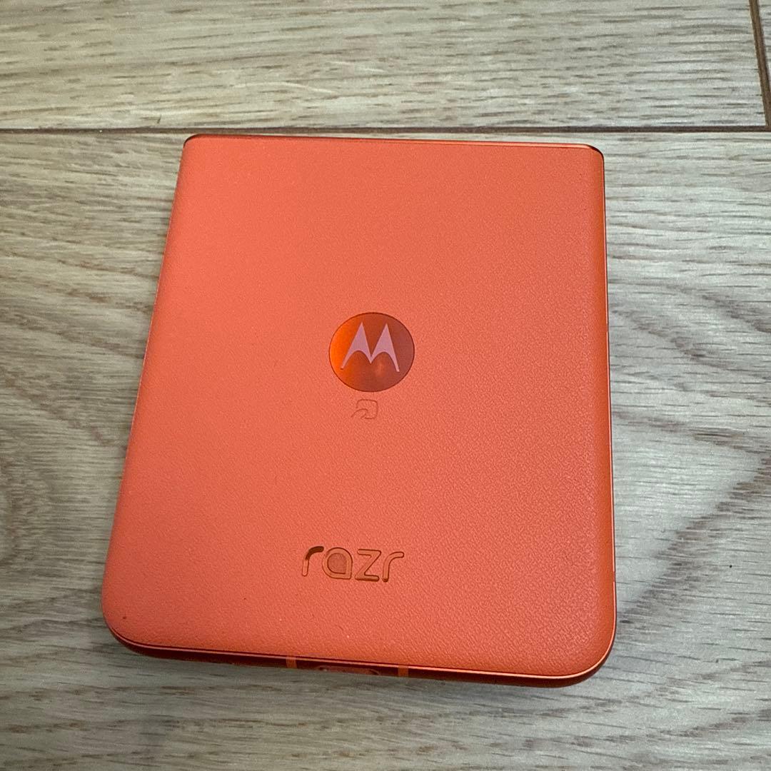 motorola razr 50 本体 512GB 12GB+4GB RAM