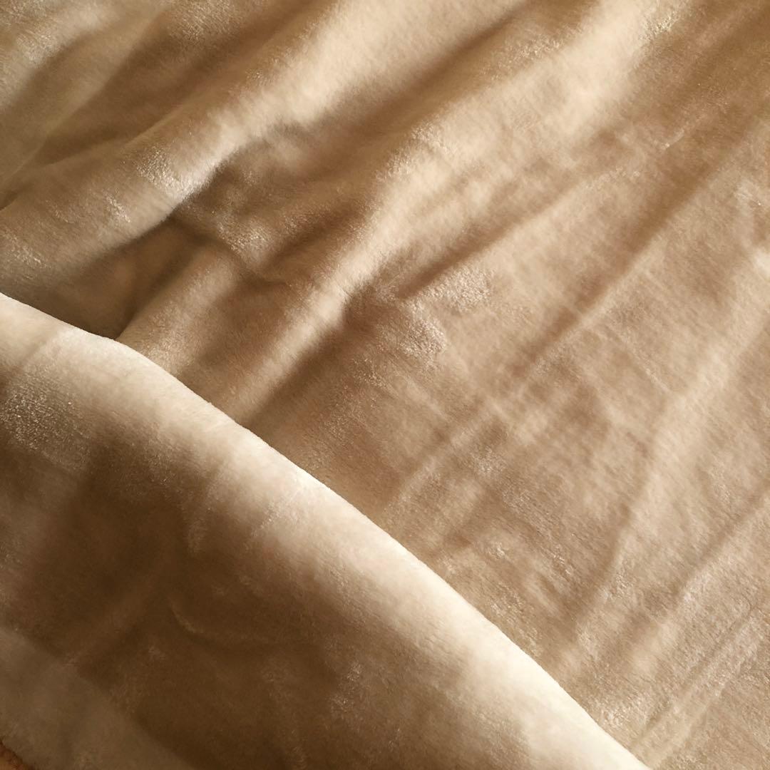 Rady クリーム色 ブランケット 毛布 箱付き