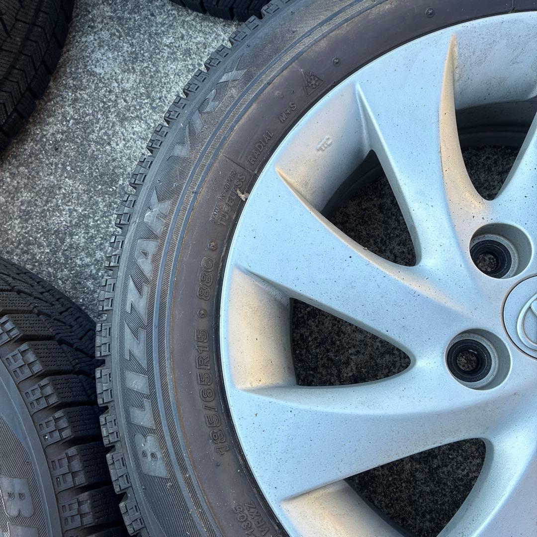 トヨタ 15インチ ブリヂストン BLIZZAK セット　スタッドレス茨城県