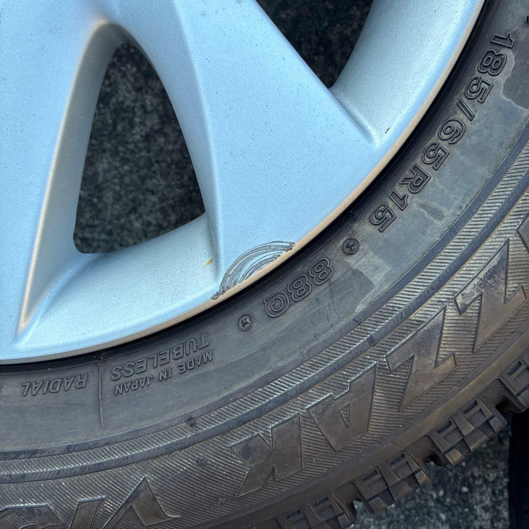 トヨタ 15インチ ブリヂストン BLIZZAK セット　スタッドレス茨城県