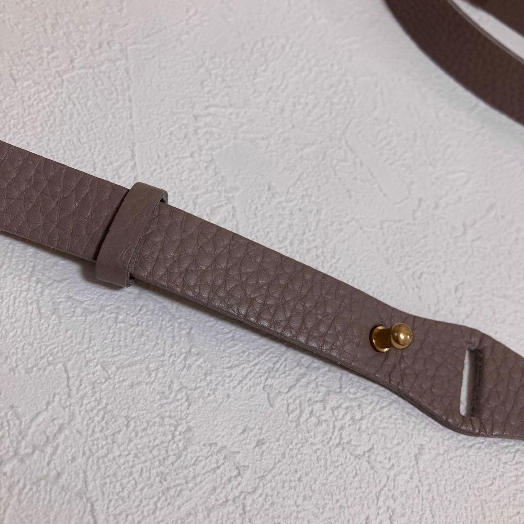 【美品】ミナペルホネン　cross レザー　ベルト　グレー