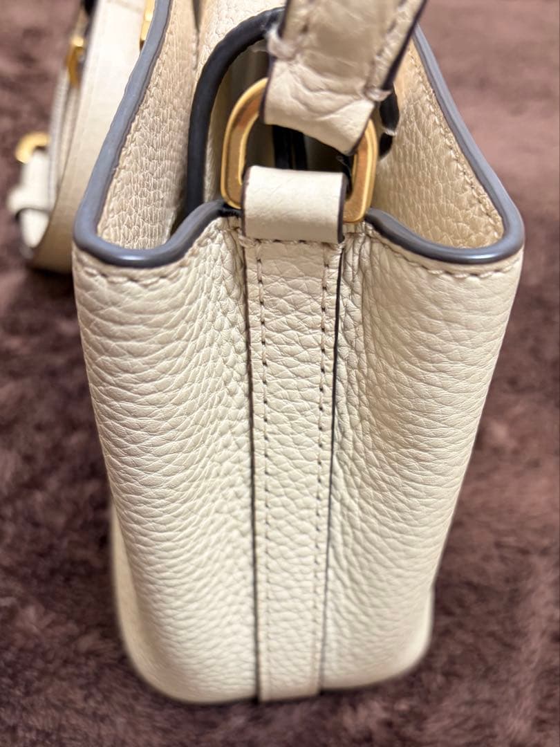 【美品】トリーバーチ ショルダーバッグ アイボリー レザー 斜めがけ