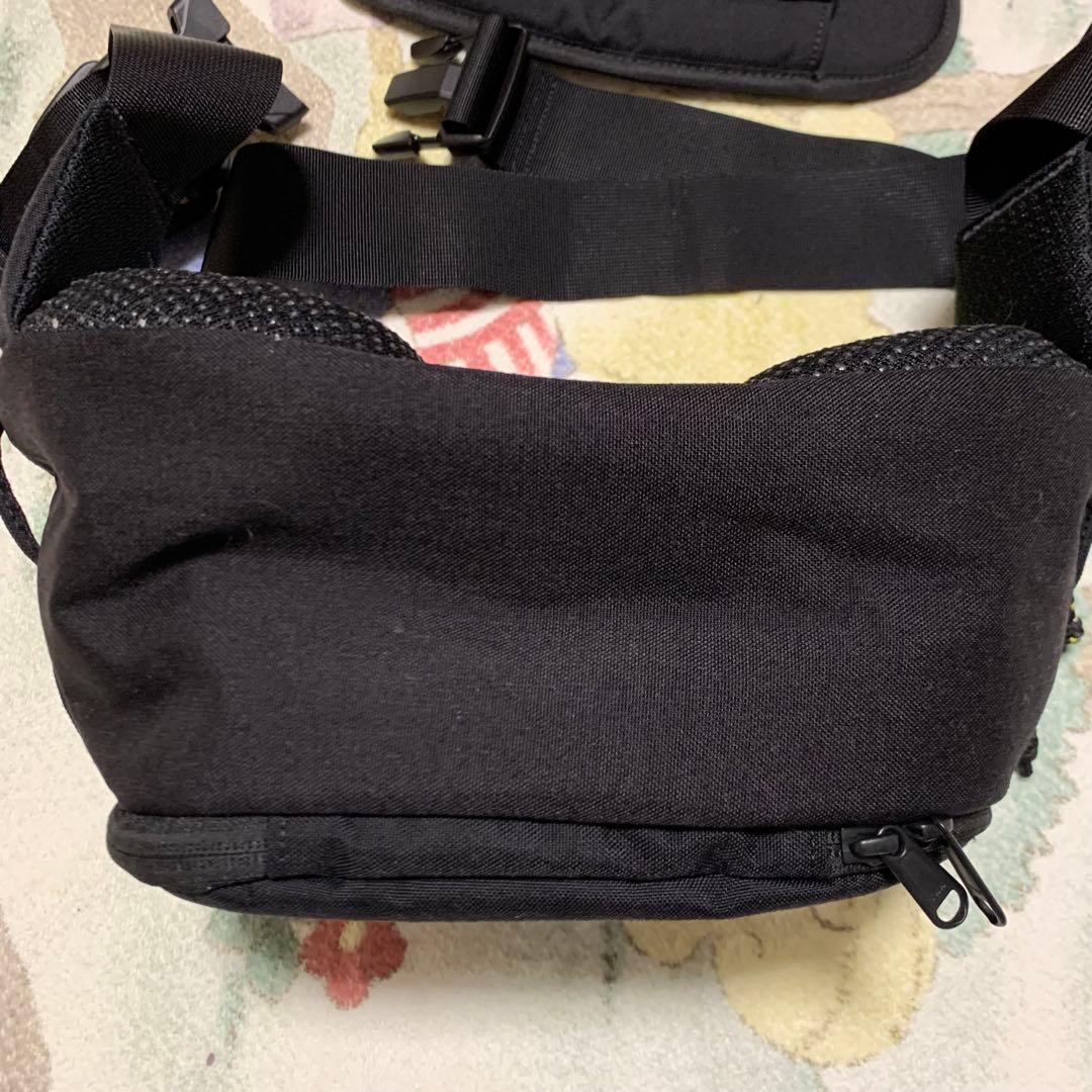 Hugoo ハグー　抱っこ紐用バッグ ヒップシート　赤ちゃん