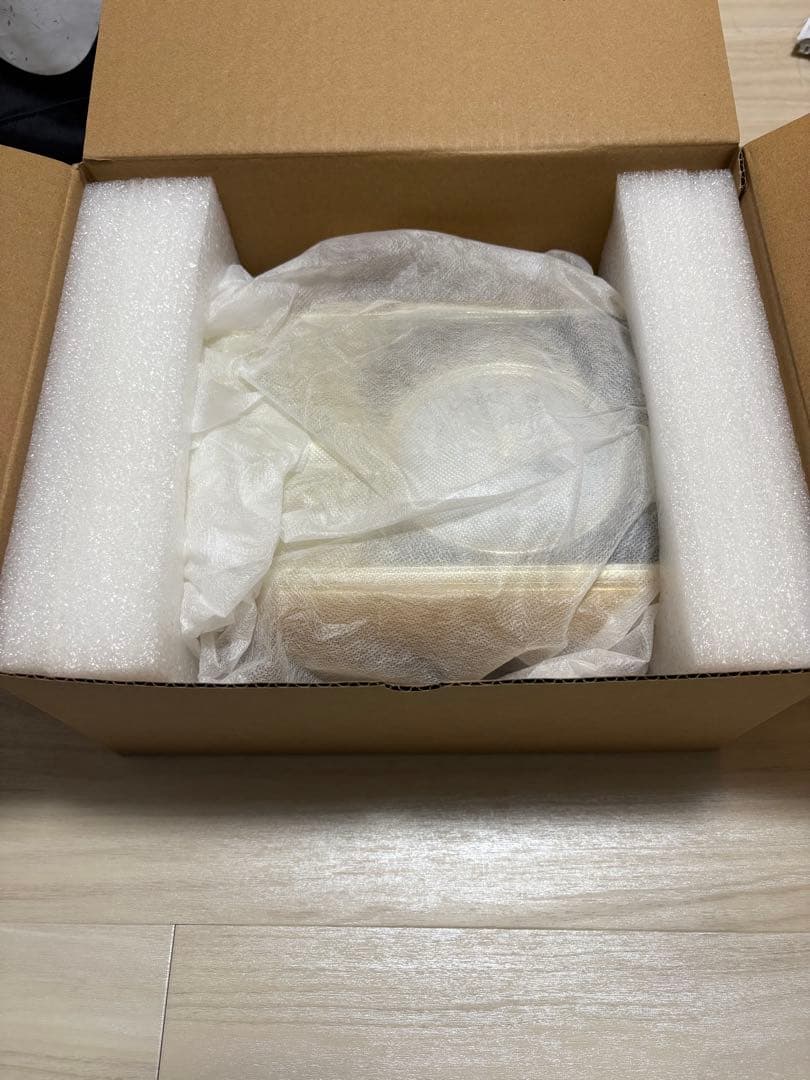 CITIZENのゴールド クリスタル置時計