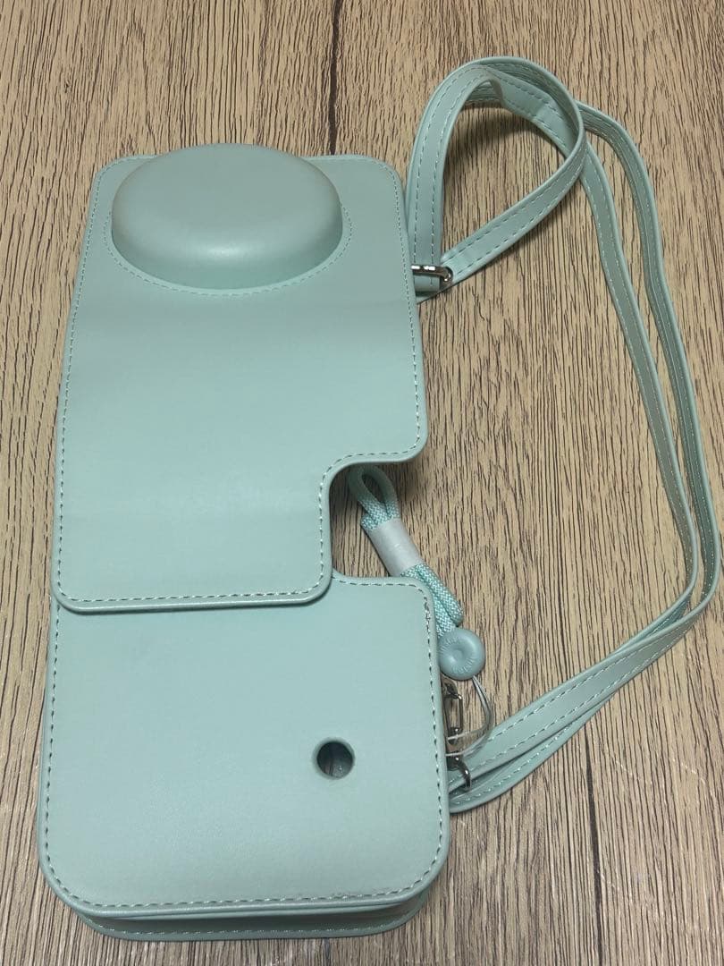 instax mini 12 ミントグリーン 専用ケース付き