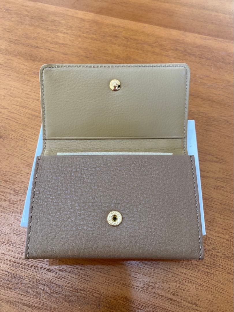 【新品未使用】バーバリー　名刺入れ　パスケース