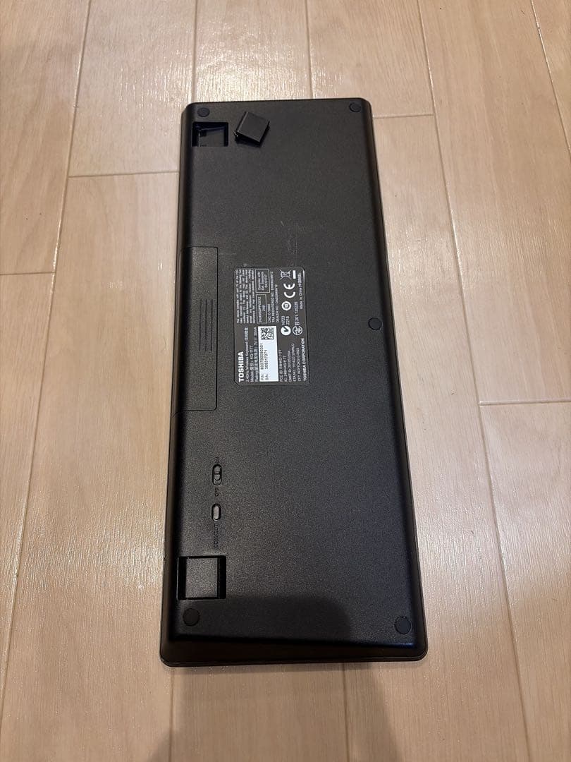 TOSHIBA オールインワン デスクトップPC キーボード・マウス付き