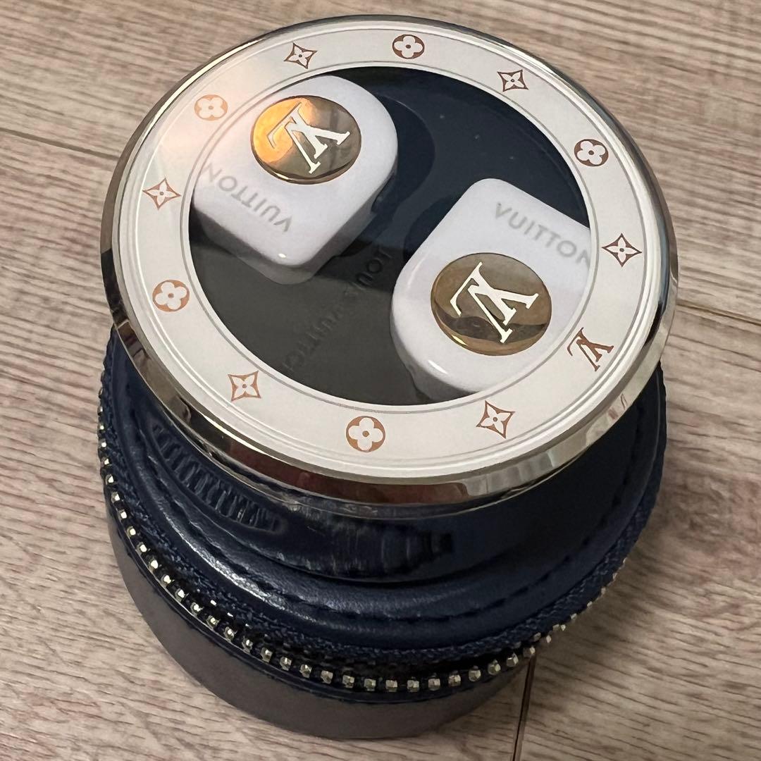 極美品 ルイヴィトン ホライゾン イヤホン ワイヤレス ホワイト QAB120