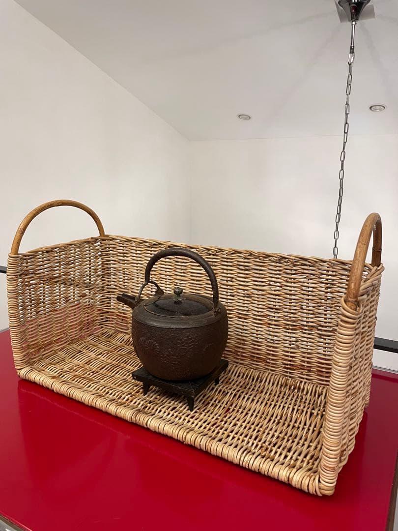 【御値下げ】インテリア　珍しい籐のラック　籐の雑貨