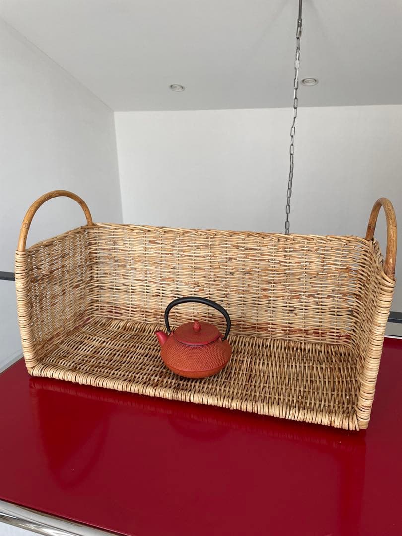 【御値下げ】インテリア　珍しい籐のラック　籐の雑貨