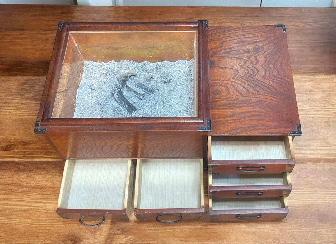 セットでお得！★江戸（関東）火鉢と80年以上前の手あぶり火鉢