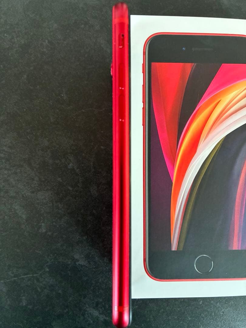 iPhone SE 第2世代 SE2 64GB Red 赤 SIMフリー