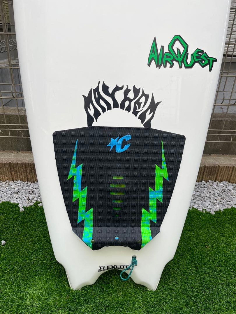 希少！　PLACEBO AIRQUEST 5'10