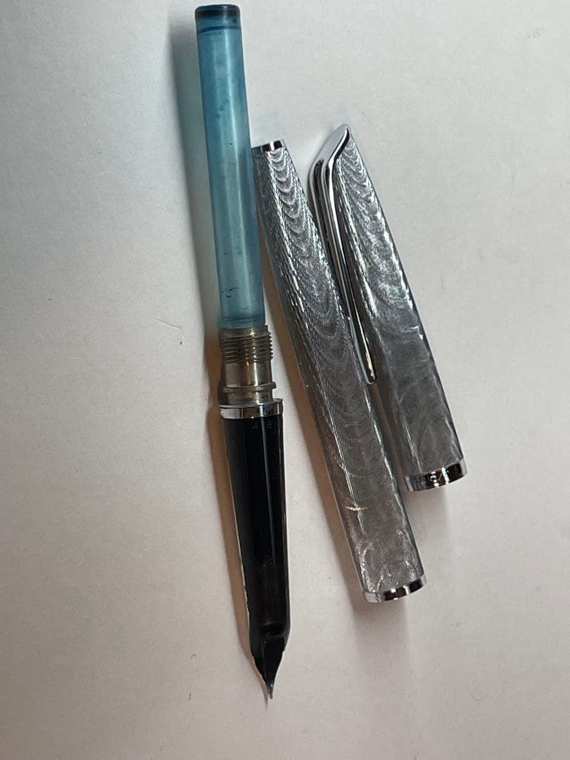 たろうさま専用 万年筆　WATERMAN　C/P シルバー ペン先18K