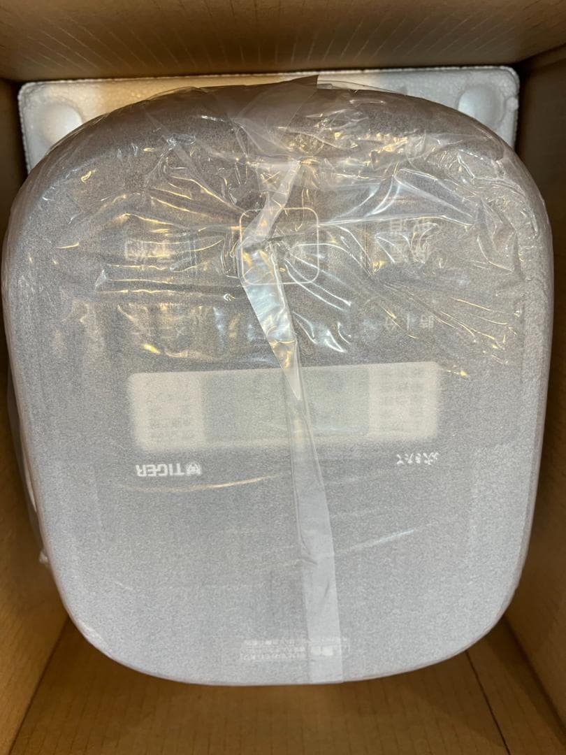 【新品未開封】TIGER 炊飯器 JBS-A055 KM ブラック　3合炊き