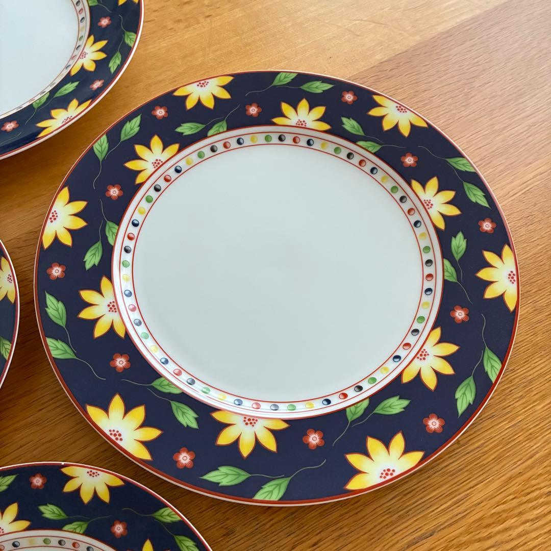 TAITU タイツ イタリア製 食器 11点セット 花柄 カップ＆ソーサー 大皿