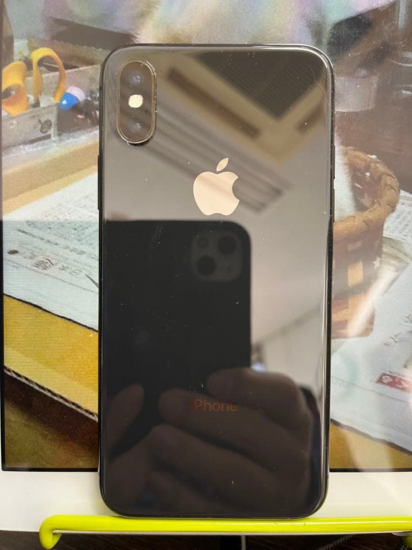 Apple iPhone Xs スペースグレー 本体