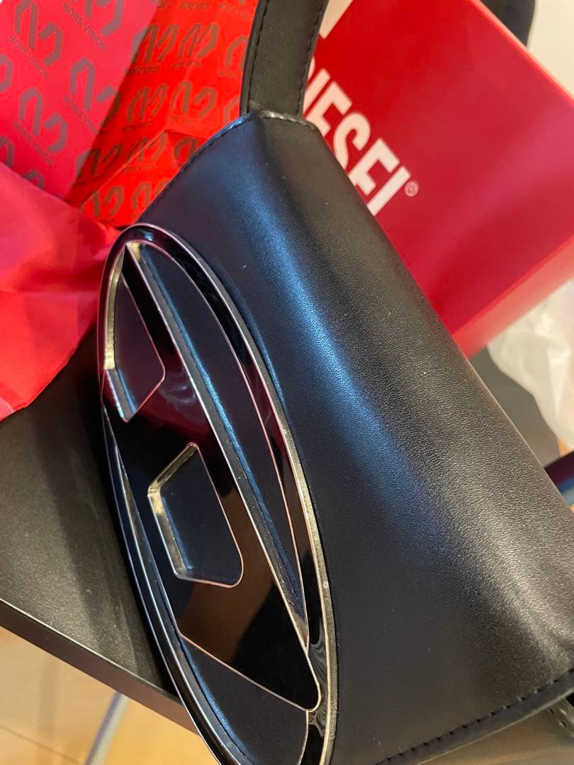 DIESEL ブラック ショルダーバッグ