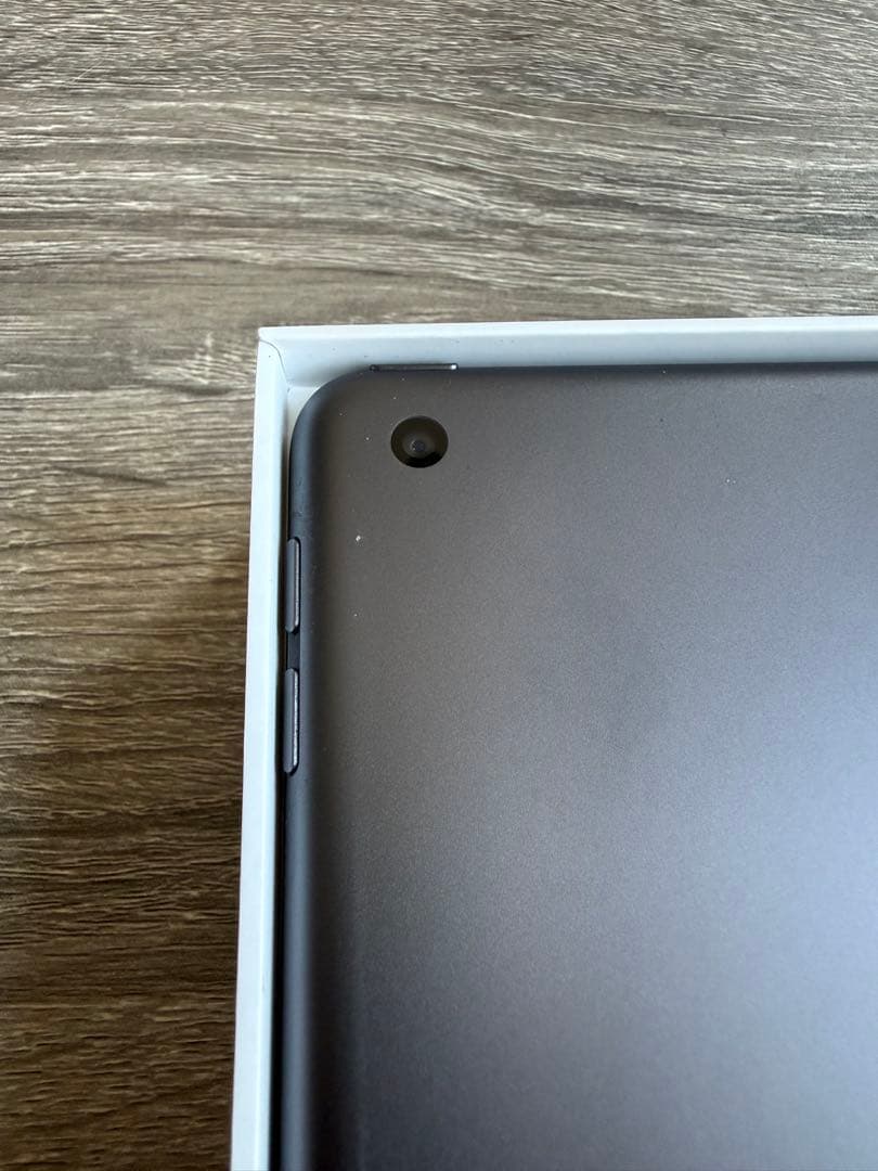 美品iPad 第7世代 10.2インチ 32GB WiFi スペースグレー