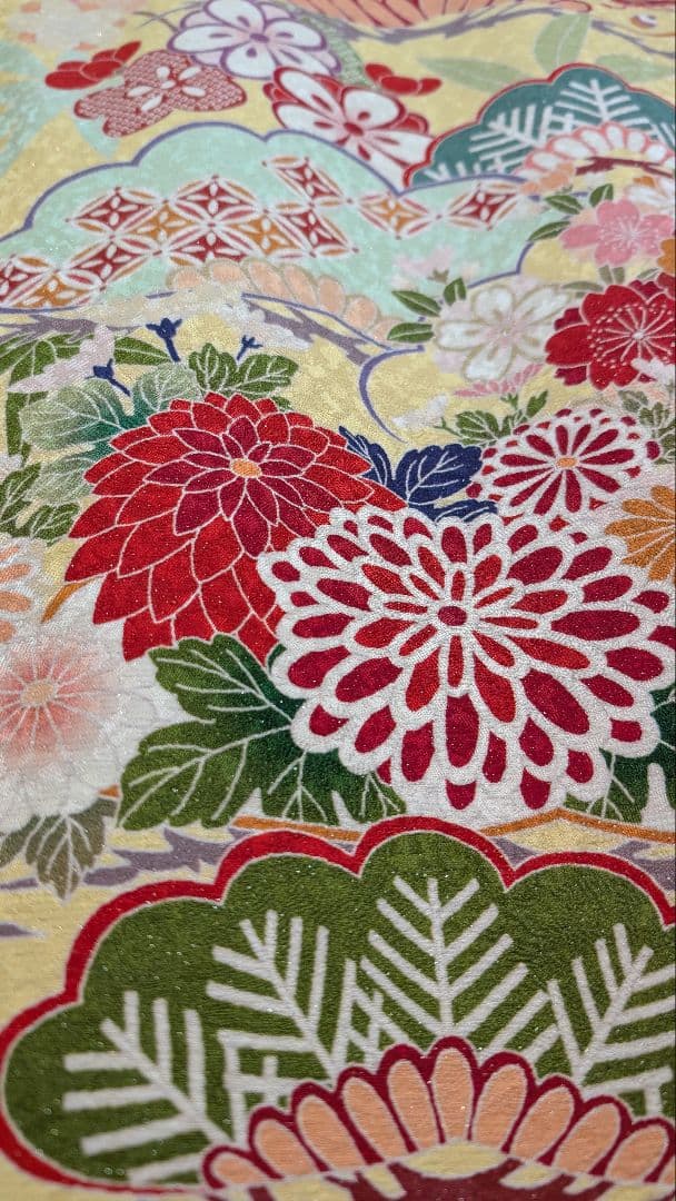 【美品】振袖 花柄 黄色•古典柄 Lサイズ