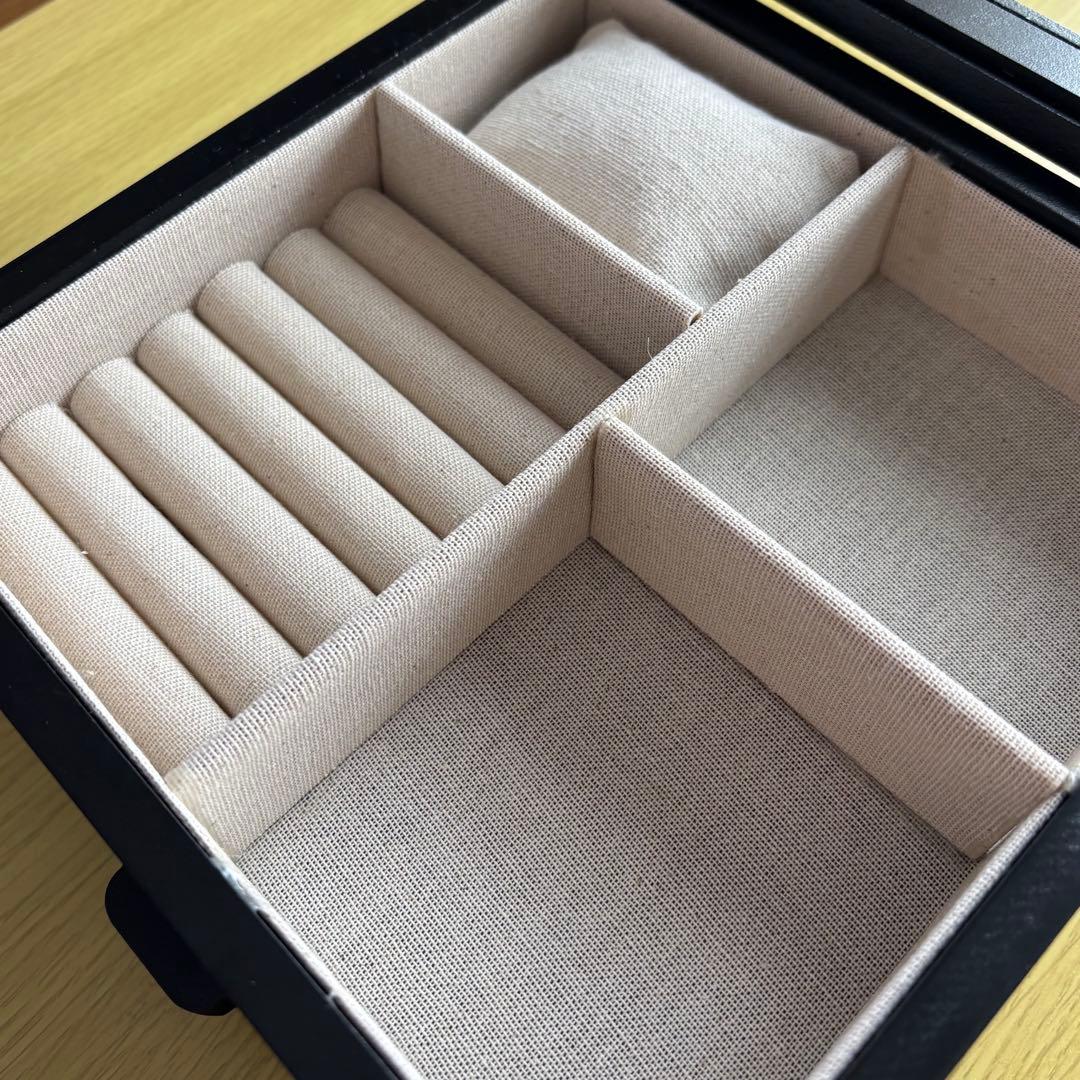 ZARA  ジュエリーボックス