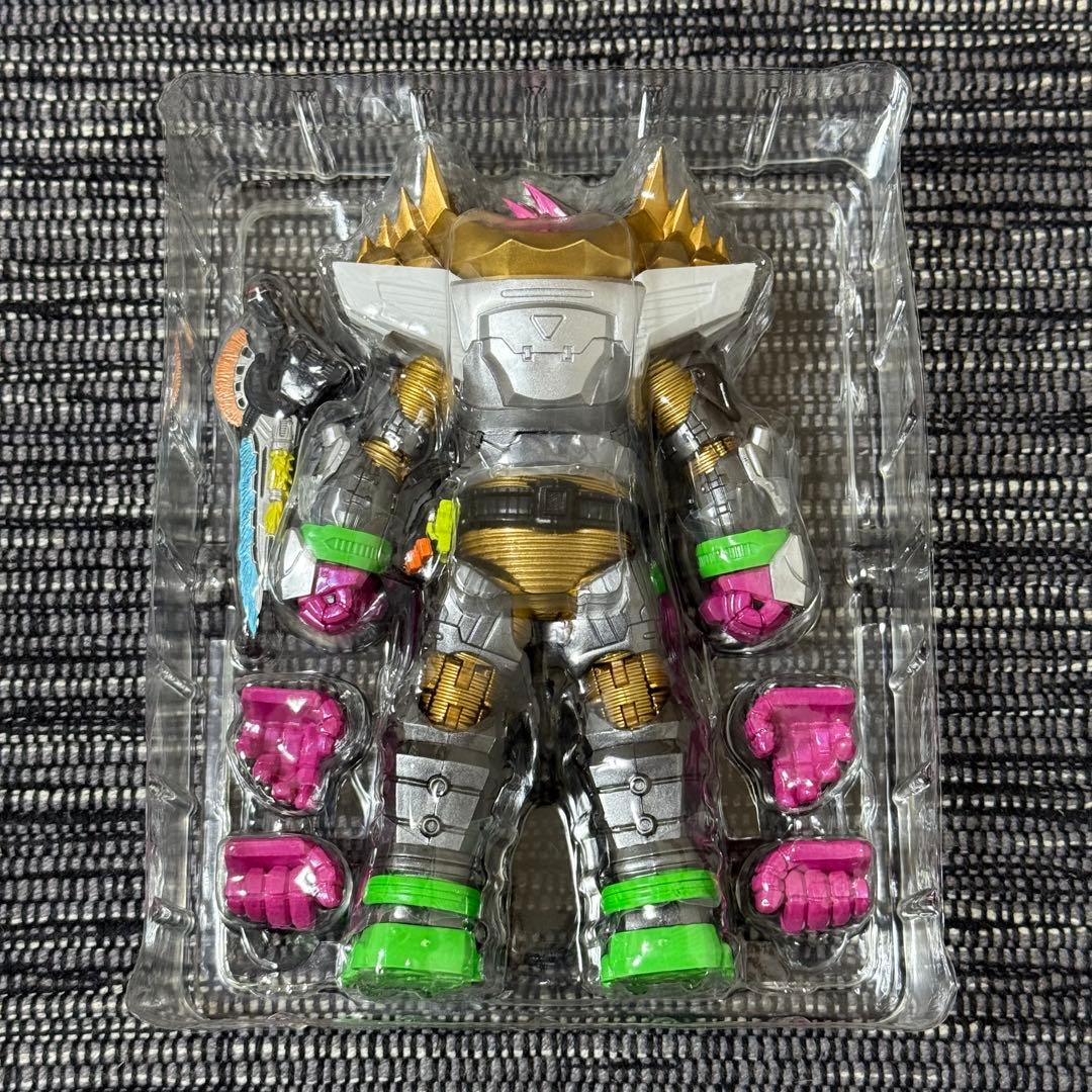 S.H.Figuarts 仮面ライダーエグゼイド マキシマムゲーマー レベル99