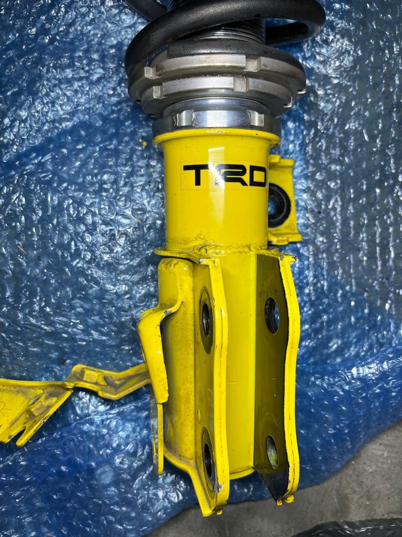 TRD 全長式サスペンション　車高調フルタップ 86 BRZ ZN6 ZC6