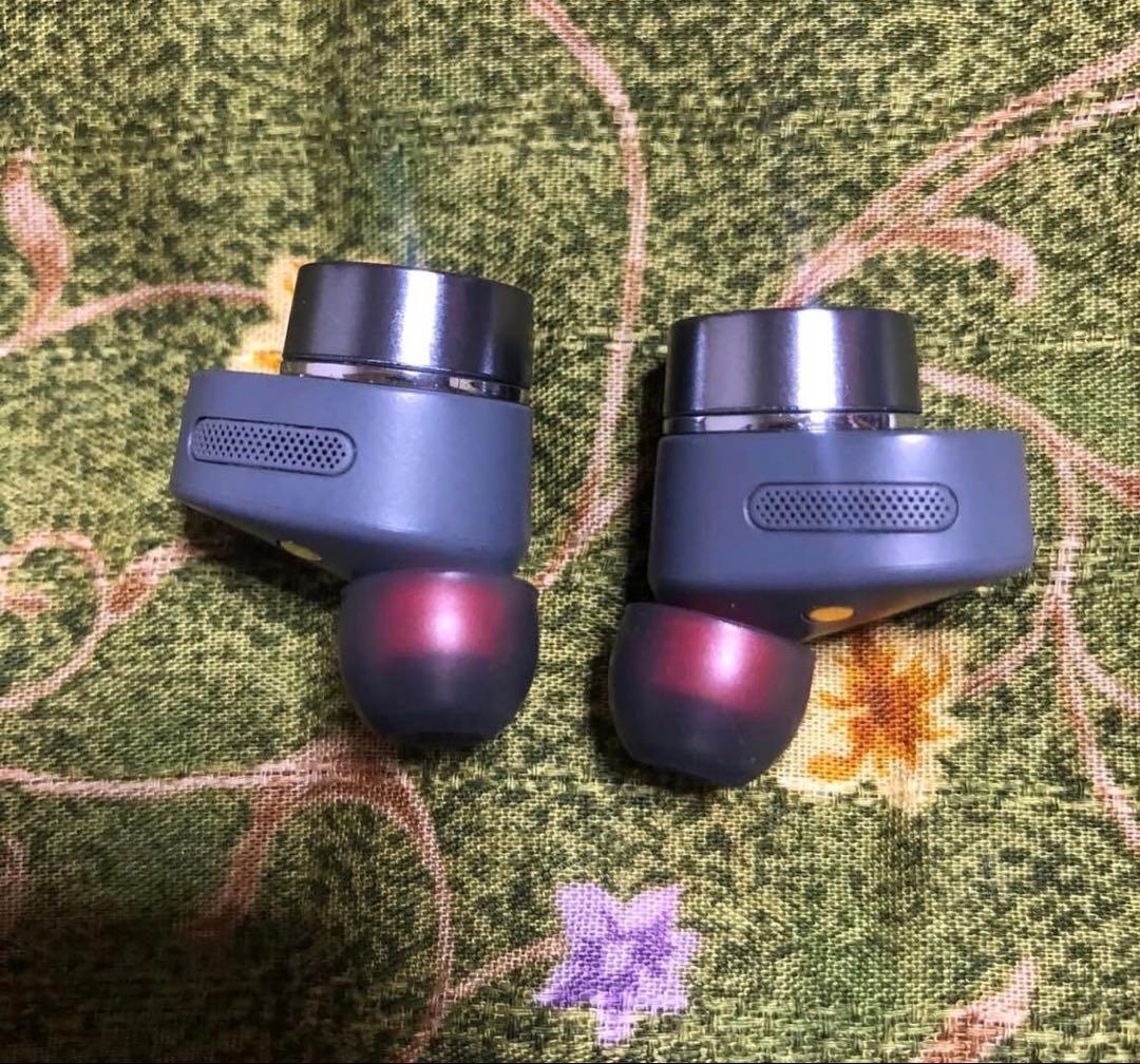 イヤホン Bowers & Wilkins Pi5 S2