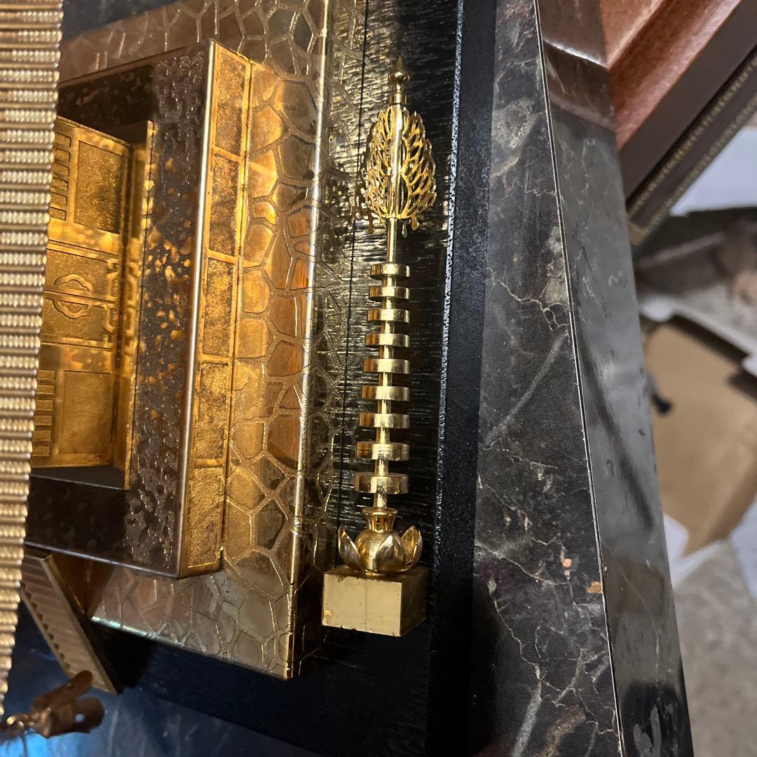 高岡銅器五重の塔、五重の塔、金の五重の塔、金色五重の塔、鉄製に金