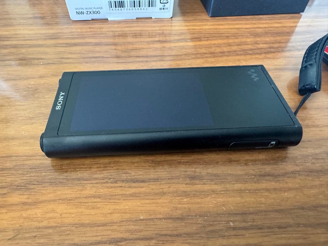 SONY NW-ZX300 64GB デジタルオーディオプレーヤー　ケースＳＤ