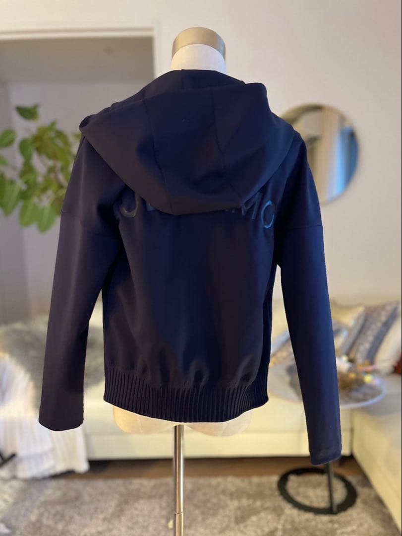 希少！ルルレモン ハワイで購入　4 パーカー　ネイビー　バックロゴ　Mサイズ