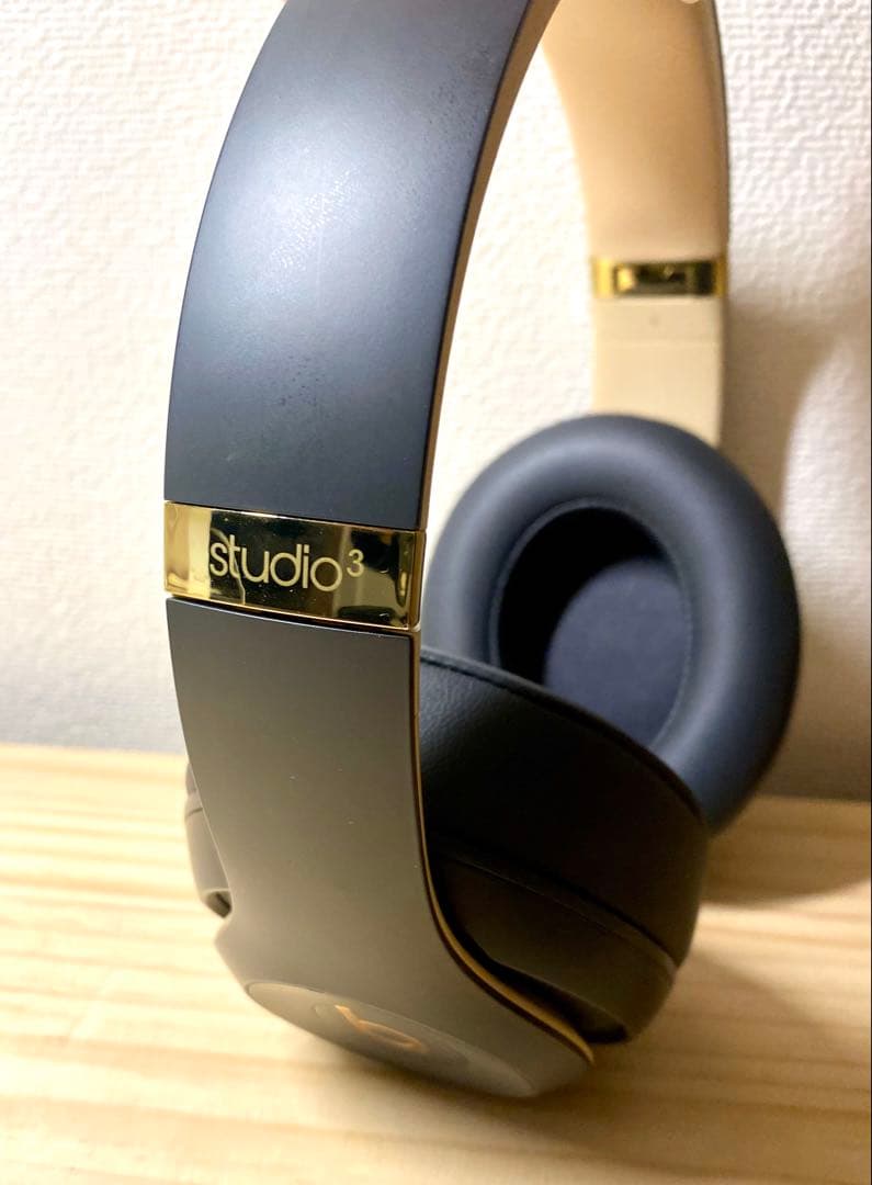 Beats studio3 ワイヤレスヘッドホン ブラック/ゴールド