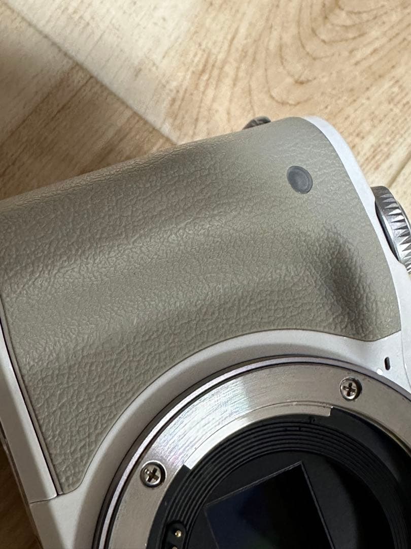 Canon EOS M3 ミラーレスカメラ 超広角ズームレンズ付き