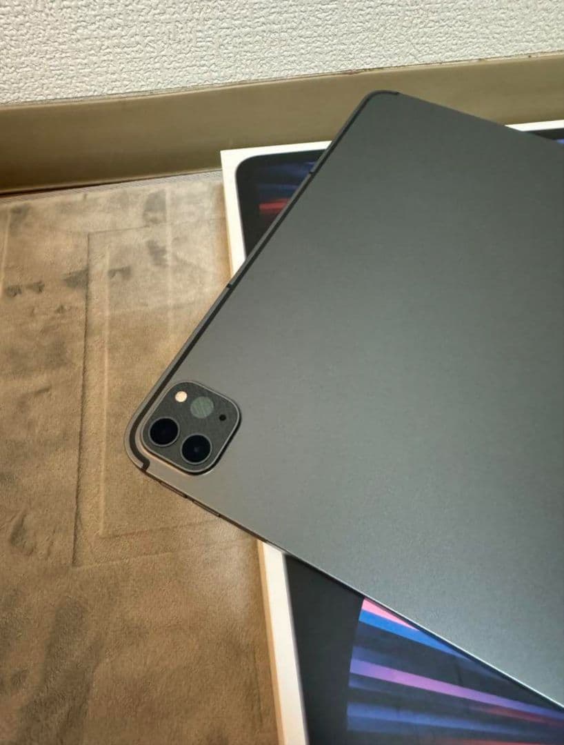 iPad Pro 12.9インチ スペースグレー 元箱、充電器付き