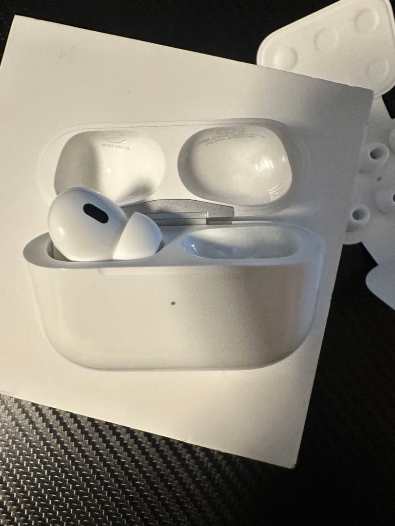 Apple AirPods Pro2片耳のみ 本体 ケース付き