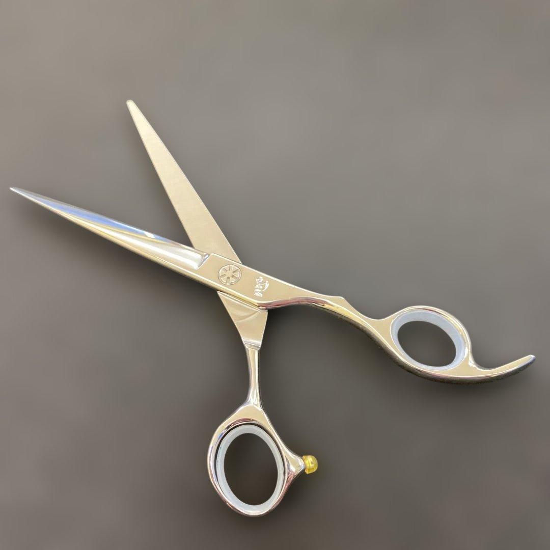 7インチシザー　バリバリ切れる！新品未使用 おススメ！