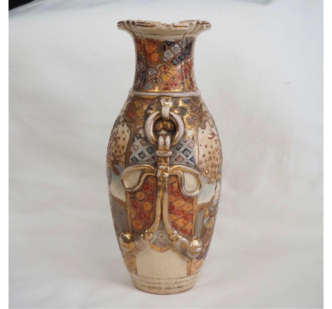 送料無料　明治期 薩摩焼 色絵金彩人物図花瓶